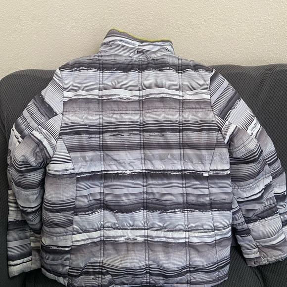 Boys Puffer Jacket Sz.10/12 - Picture 4 of 4